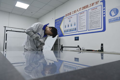 提升企業(yè)服務(wù)質(zhì)量 推動主導(dǎo)產(chǎn)業(yè)發(fā)展